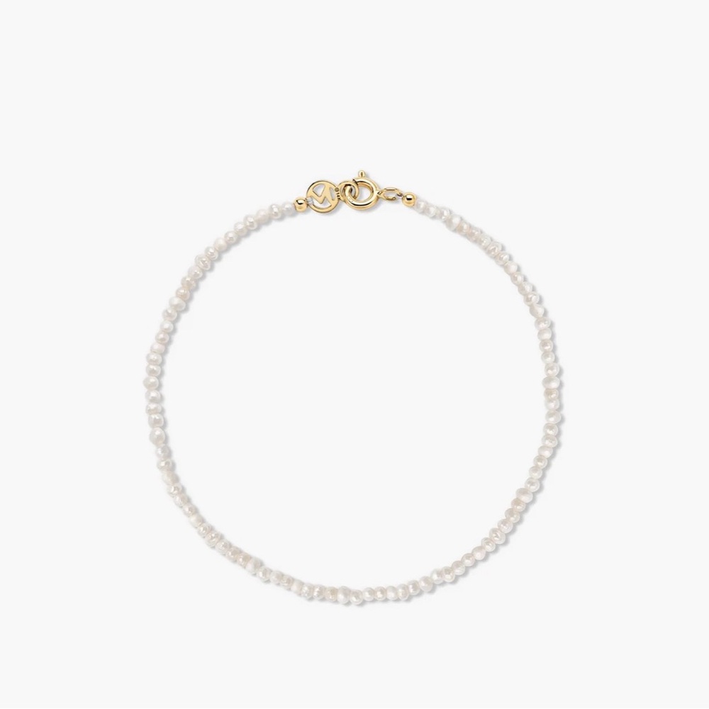 New! Mejuri Micro Beaded Pearl Bracelet with Gold Clasp